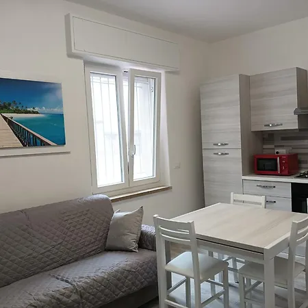 Holidays Apartment Alassio